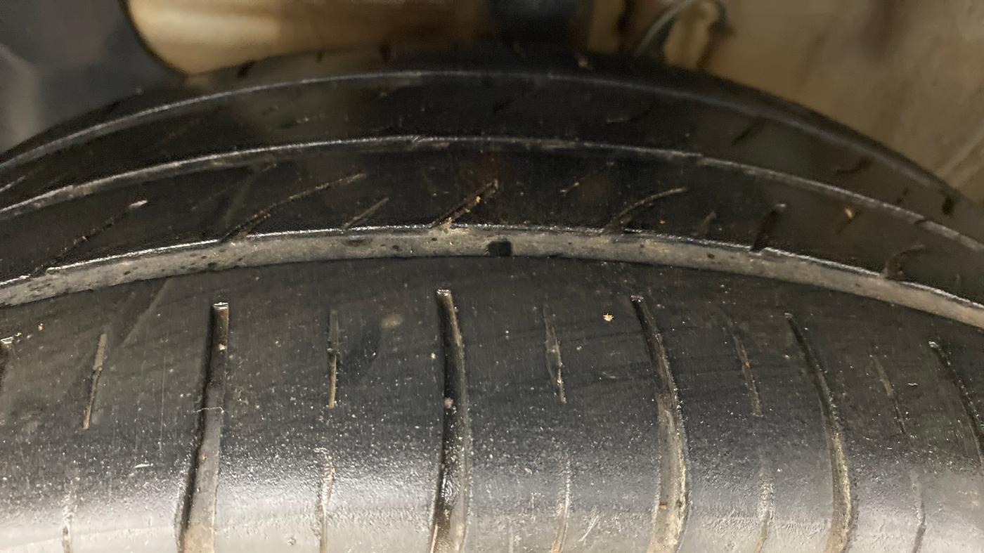 2018 Hyundai Elite i20 ASTA 1.2 (O), Petrol, Manual, 53,813 km, Left Front Tyre Tread