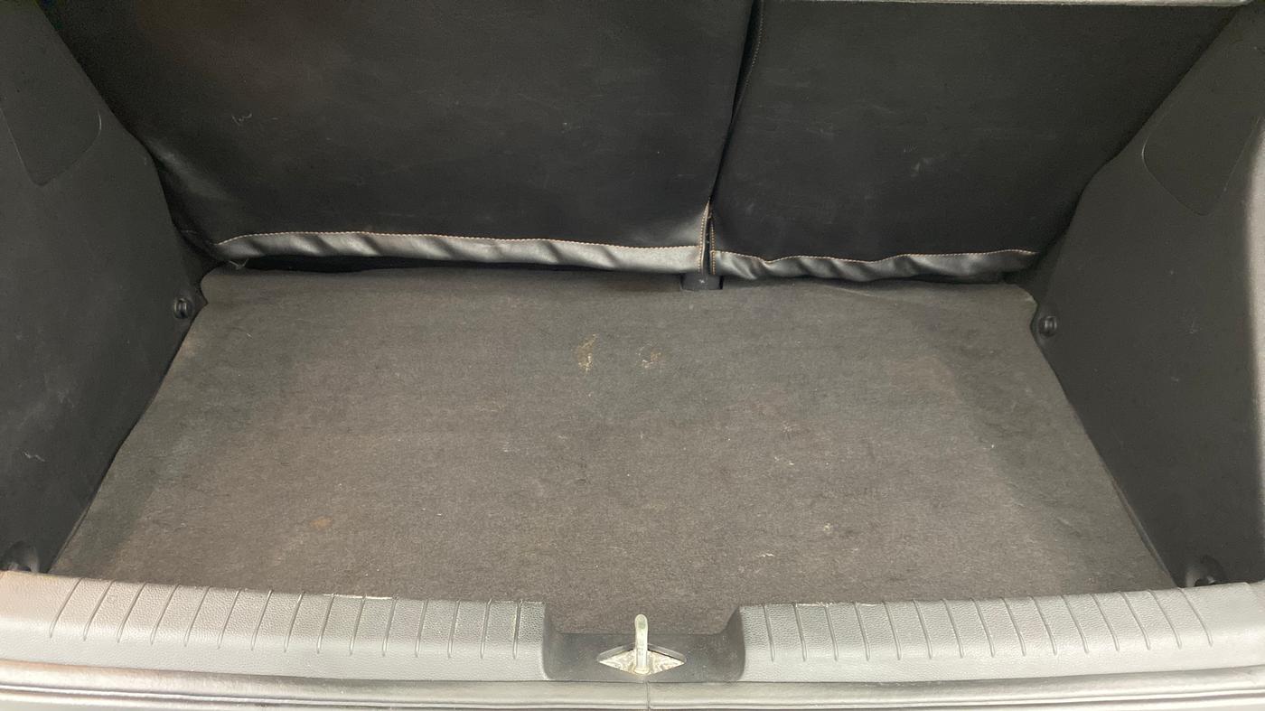 2018 Hyundai Elite i20 ASTA 1.2 (O), Petrol, Manual, 53,813 km, Boot Inside