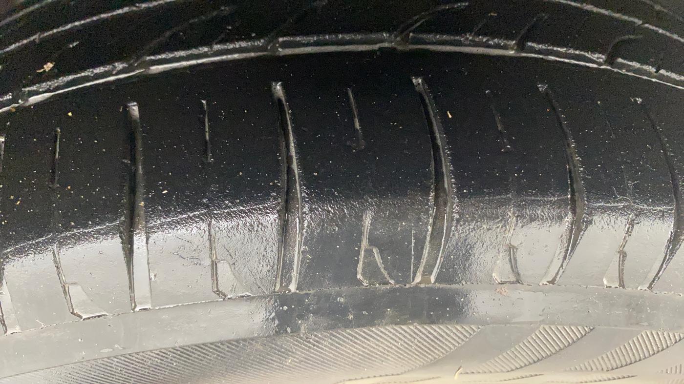 2015 Tata Zest XMS PETROL, Petrol, Manual, 79,752 km, Right Front Tyre Tread