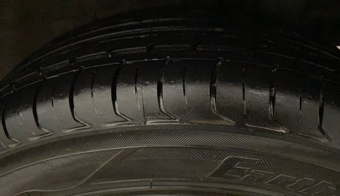 2014 Hyundai Grand i10 MAGNA 1.2 KAPPA VTVT, Petrol, Manual, 96,591 km, Left Rear Tyre Tread