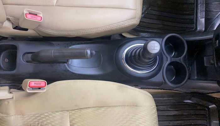 2015 Honda Amaze 1.2L I-VTEC SX, Petrol, Manual, 1,03,952 km, Gear Lever