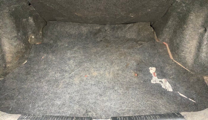 2015 Honda Amaze 1.2L I-VTEC SX, Petrol, Manual, 1,03,952 km, Boot Inside