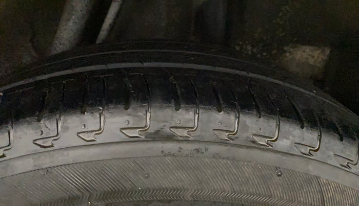 2022 Honda City 1.5L I-VTEC ZX CVT, Petrol, Automatic, 16,472 km, Left Rear Tyre Tread