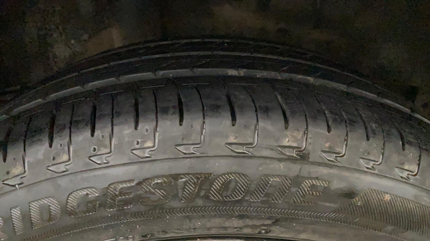 2022 Honda City 1.5L I-VTEC ZX CVT, Petrol, Automatic, 16,472 km, Right Rear Tyre Tread