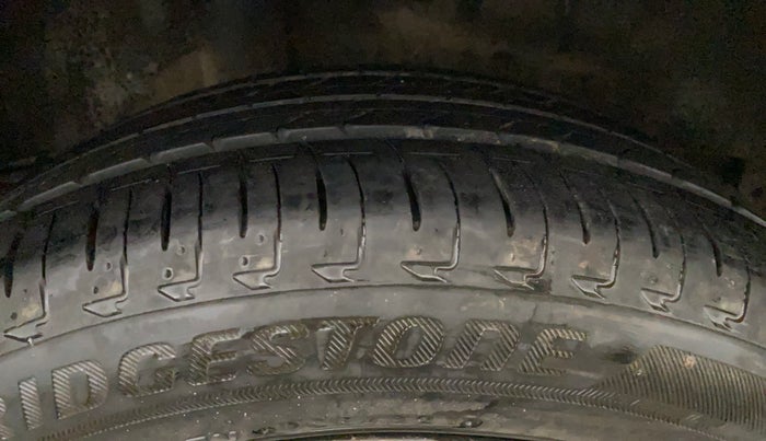 2022 Honda City 1.5L I-VTEC ZX CVT, Petrol, Automatic, 16,472 km, Right Rear Tyre Tread