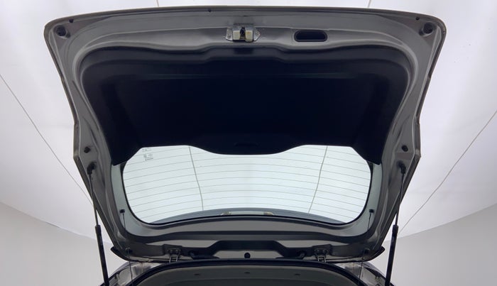 2018 Maruti Vitara Brezza ZDI AMT, Diesel, Automatic, 57,345 km, Boot Door Open