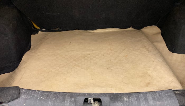2016 Maruti Swift Dzire VXI, Petrol, Manual, 1,22,231 km, Boot Inside