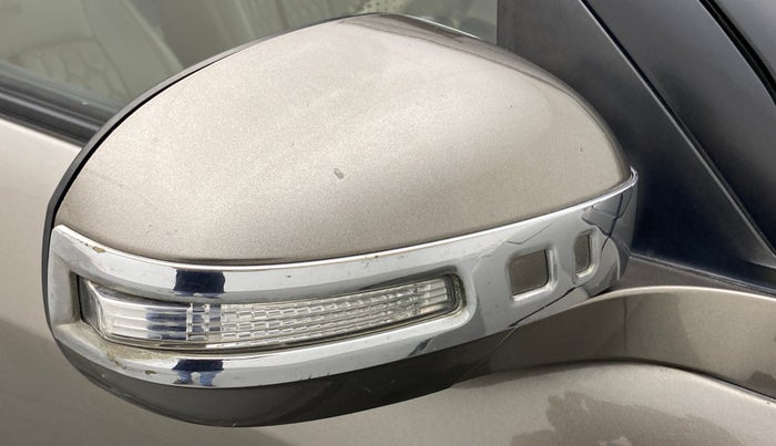2016 Maruti Swift Dzire VXI, Petrol, Manual, 1,22,231 km, Right rear-view mirror - Folding motor not working