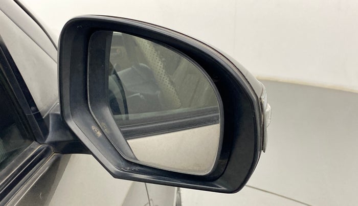 2016 Maruti Swift Dzire VXI, Petrol, Manual, 1,22,231 km, Right rear-view mirror - Mirror motor not working