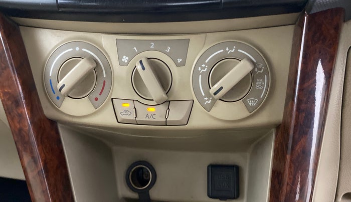 2016 Maruti Swift Dzire VXI, Petrol, Manual, 1,22,231 km, AC Unit - Directional switch has minor damage