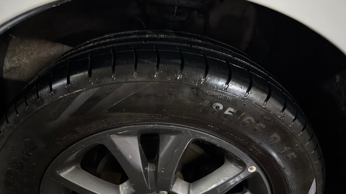 2018 Hyundai Elite i20 ASTA 1.2, Petrol, Manual, 64,005 km, Right Front Tyre Tread