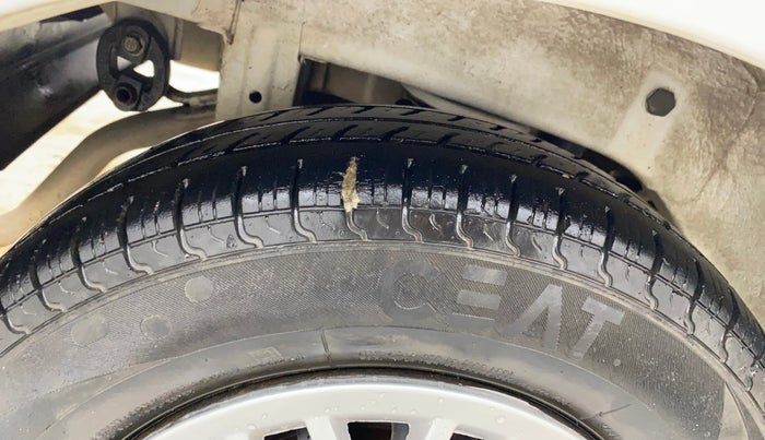 2017 Maruti Alto 800 LXI, CNG, Manual, 32,671 km, Right Rear Tyre Tread
