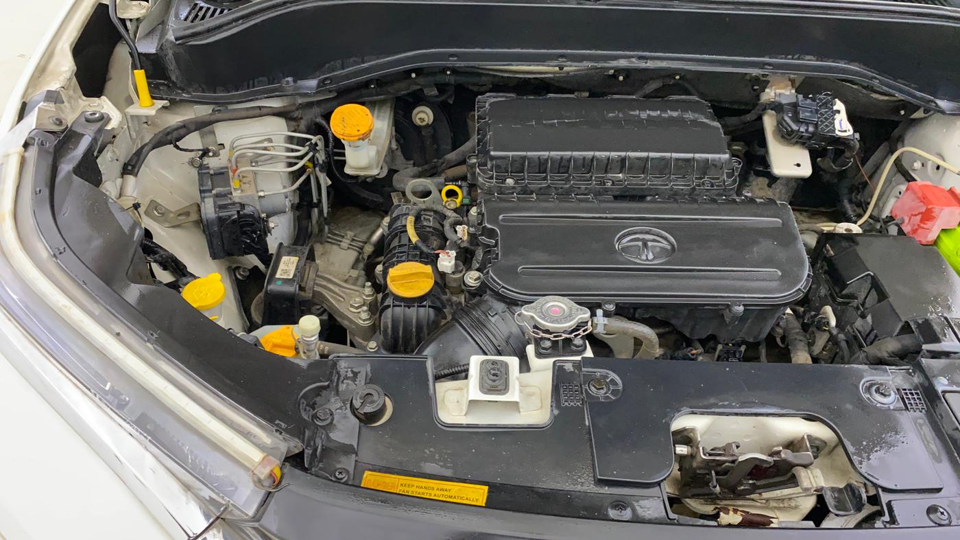 2021 Tata PUNCH ACCOMPLISHED MT, CNG, Manual, 42,828 km, Engine View - Right