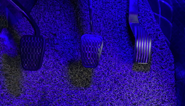 2021 Tata PUNCH ACCOMPLISHED MT, CNG, Manual, 42,828 km, Pedals