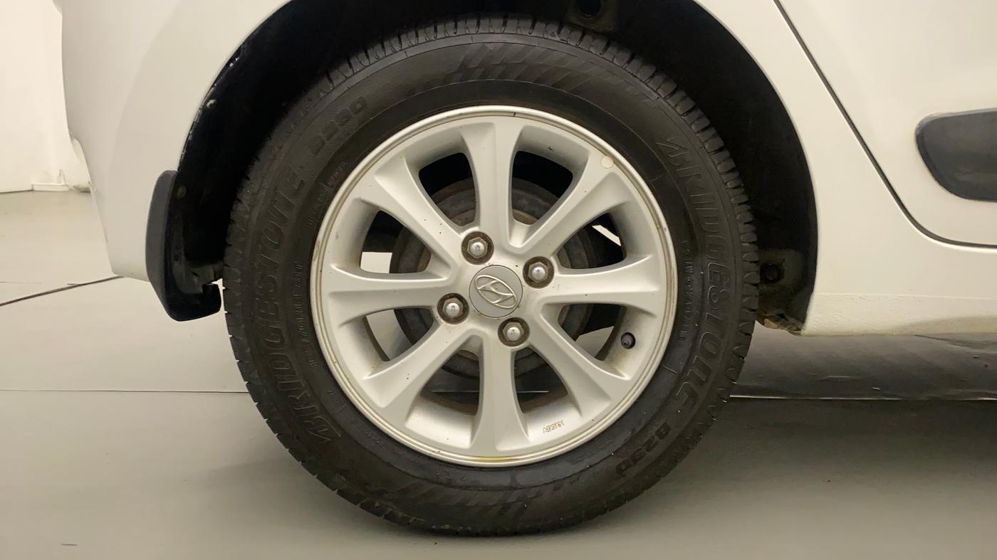 2014 Hyundai Grand i10 ASTA AT 1.2 KAPPA VTVT, Petrol, Automatic, 59,799 km, Right Rear Wheel