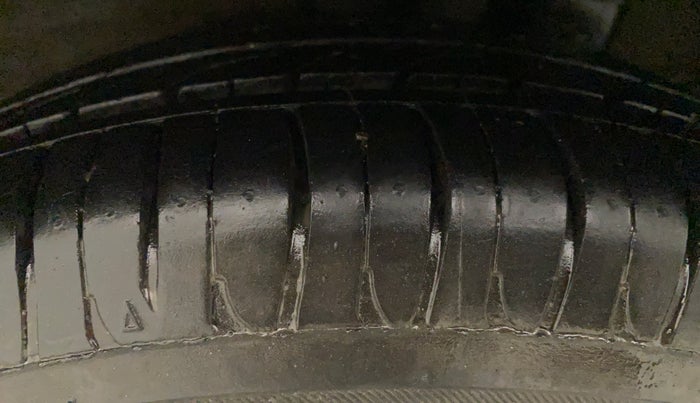 2014 Hyundai Grand i10 ASTA AT 1.2 KAPPA VTVT, Petrol, Automatic, 59,799 km, Left Rear Tyre Tread