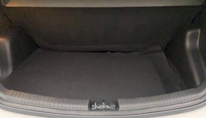 2014 Hyundai Grand i10 ASTA AT 1.2 KAPPA VTVT, Petrol, Automatic, 59,799 km, Boot Inside