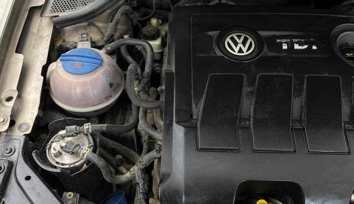 2016 Volkswagen Vento HIGHLINE 1.5 AT, Diesel, Automatic, 1,22,532 km, Engine View - Right