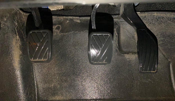 2021 Maruti Vitara Brezza VXI, CNG, Manual, 60,881 km, Pedals