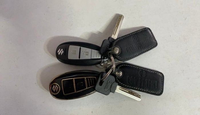 2021 Maruti Vitara Brezza VXI, CNG, Manual, 60,881 km, Key Close Up