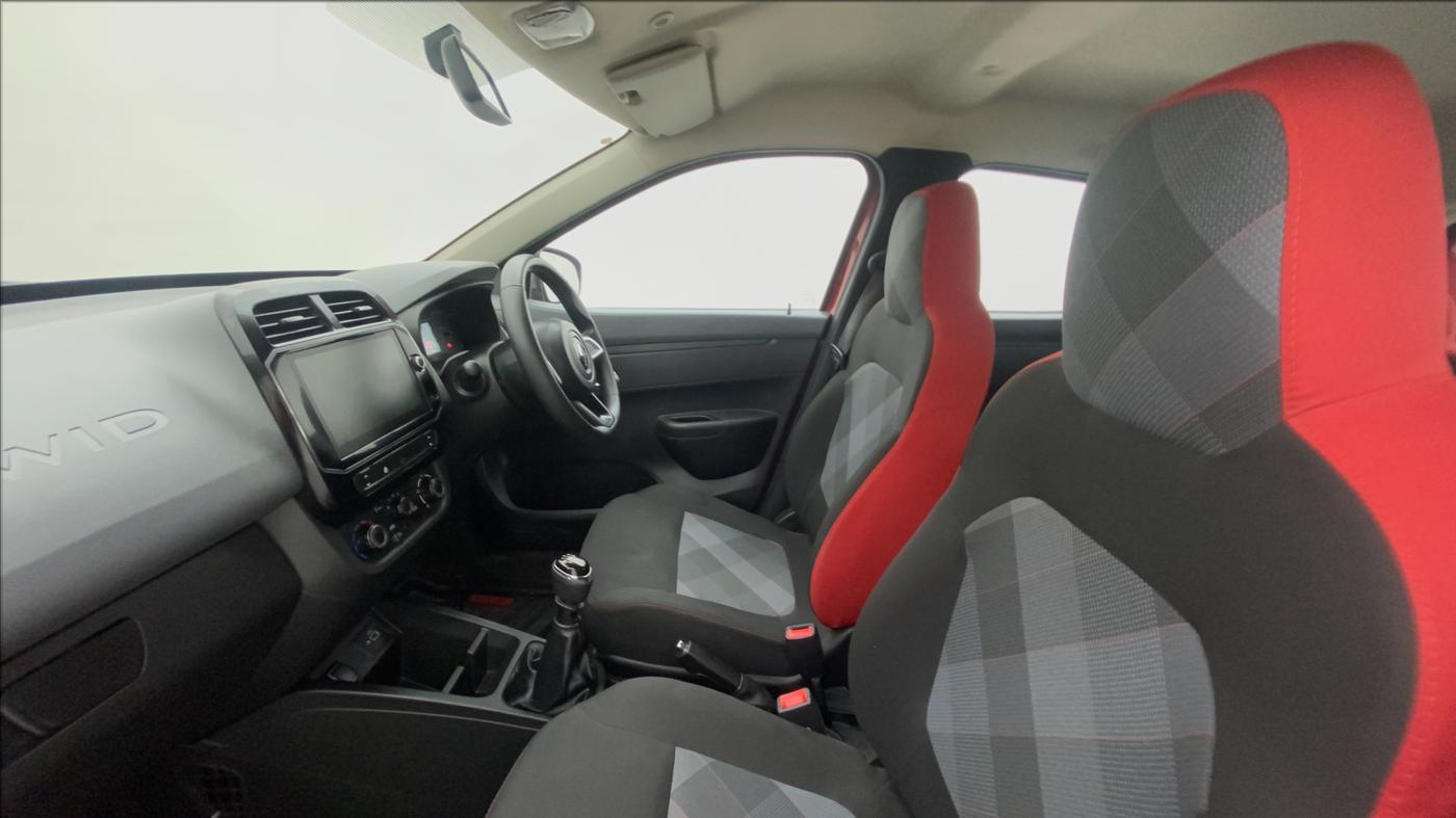 2020 Renault Kwid RXT, Petrol, Manual, 13,560 km, Right Side Front Door Cabin