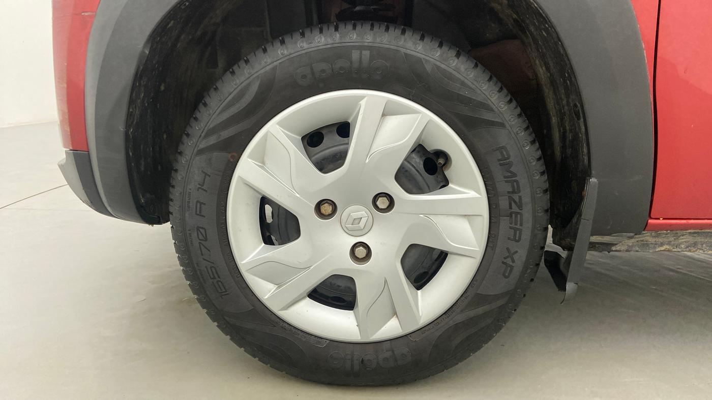 2020 Renault Kwid RXT, Petrol, Manual, 13,560 km, Left Front Wheel