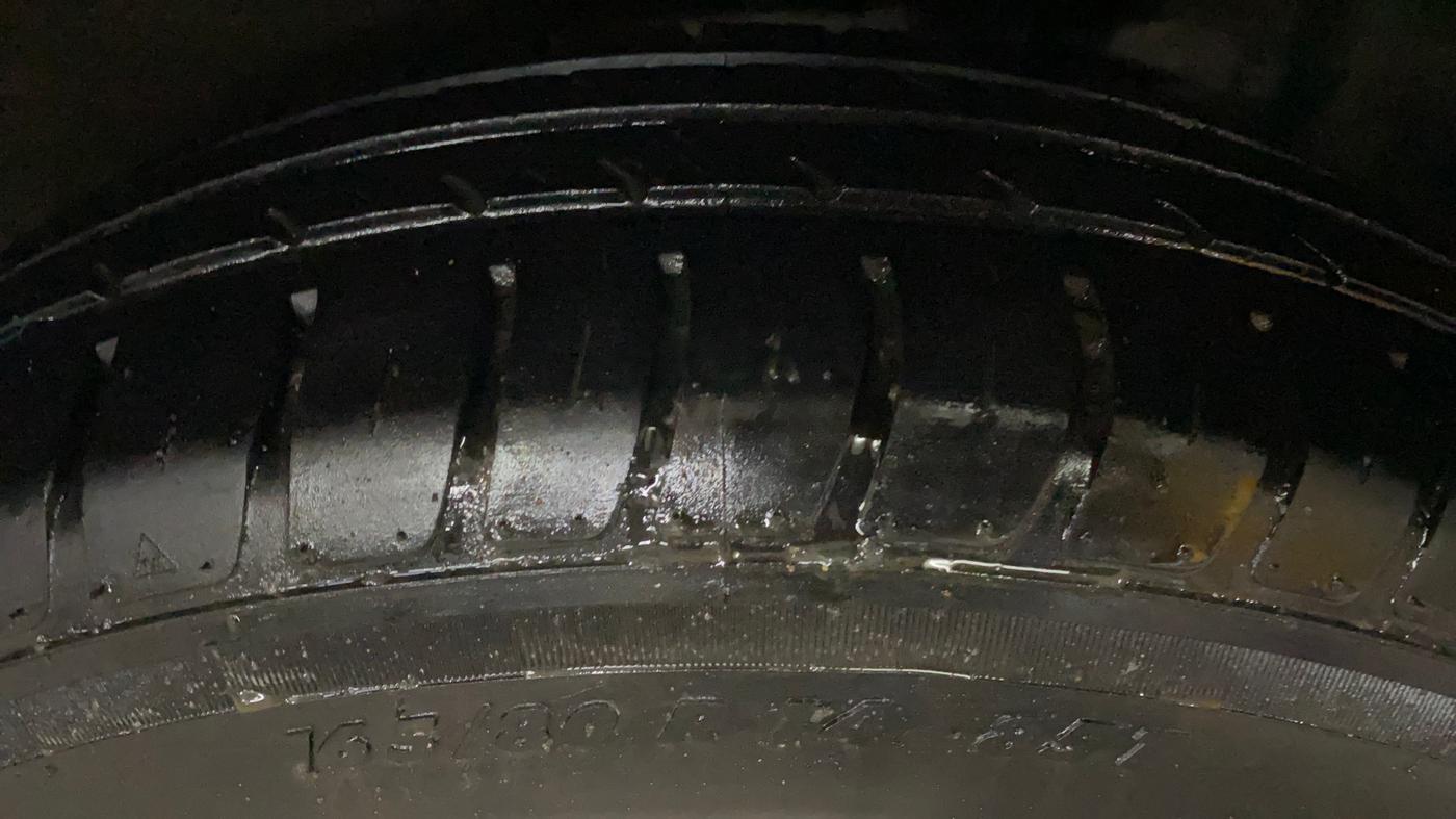 2015 Maruti Ritz VXI, Petrol, Manual, 54,482 km, Left Rear Tyre Tread