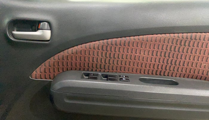 2015 Maruti Ritz VXI, Petrol, Manual, 54,482 km, Driver Side Door Panels Control