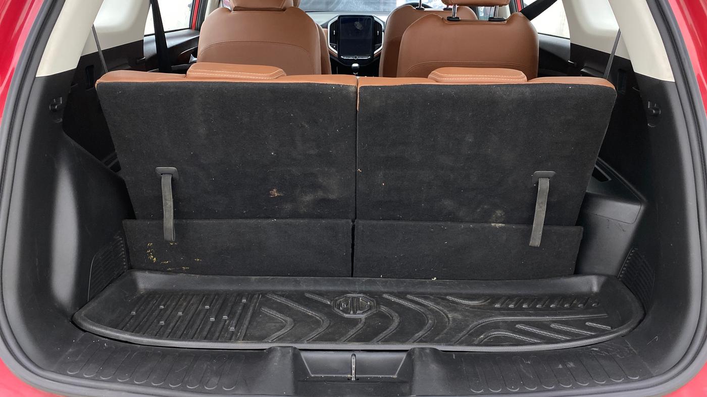 2020 MG HECTOR PLUS SHARP 1.5 PETROL TURBO HYBRID MT 6-STR, Petrol, Manual, 56,803 km, Boot Inside