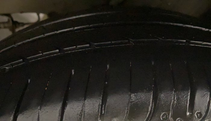 2017 Honda Jazz 1.2L I-VTEC VX, Petrol, Manual, 48,386 km, Left Rear Tyre Tread