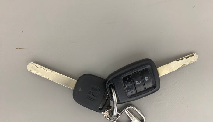 2017 Honda Jazz 1.2L I-VTEC VX, Petrol, Manual, 48,386 km, Key Close Up