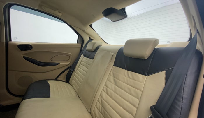 2019 Ford Figo Aspire 1.2 TITANIUM PETROL, Petrol, Manual, 14,955 km, Right Side Door Cabin View