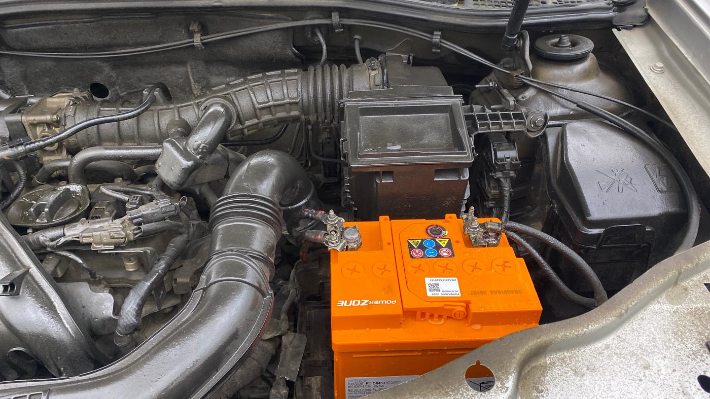 2017 Renault Duster RXS CVT, Petrol, Automatic, 91,136 km, Engine View - Left