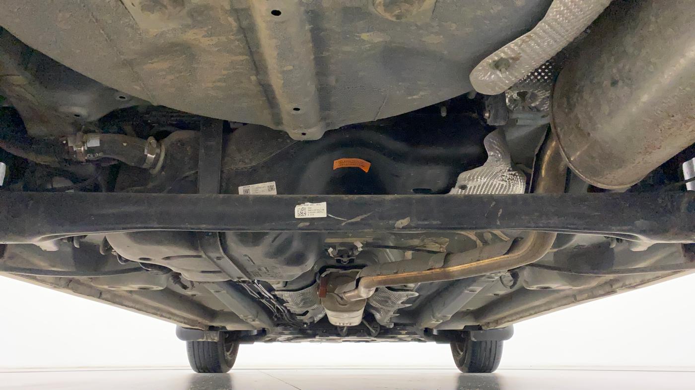 2022 Mahindra XUV300 W6 1.2 PETROL AMT, Petrol, Automatic, 16,034 km, Rear Underbody