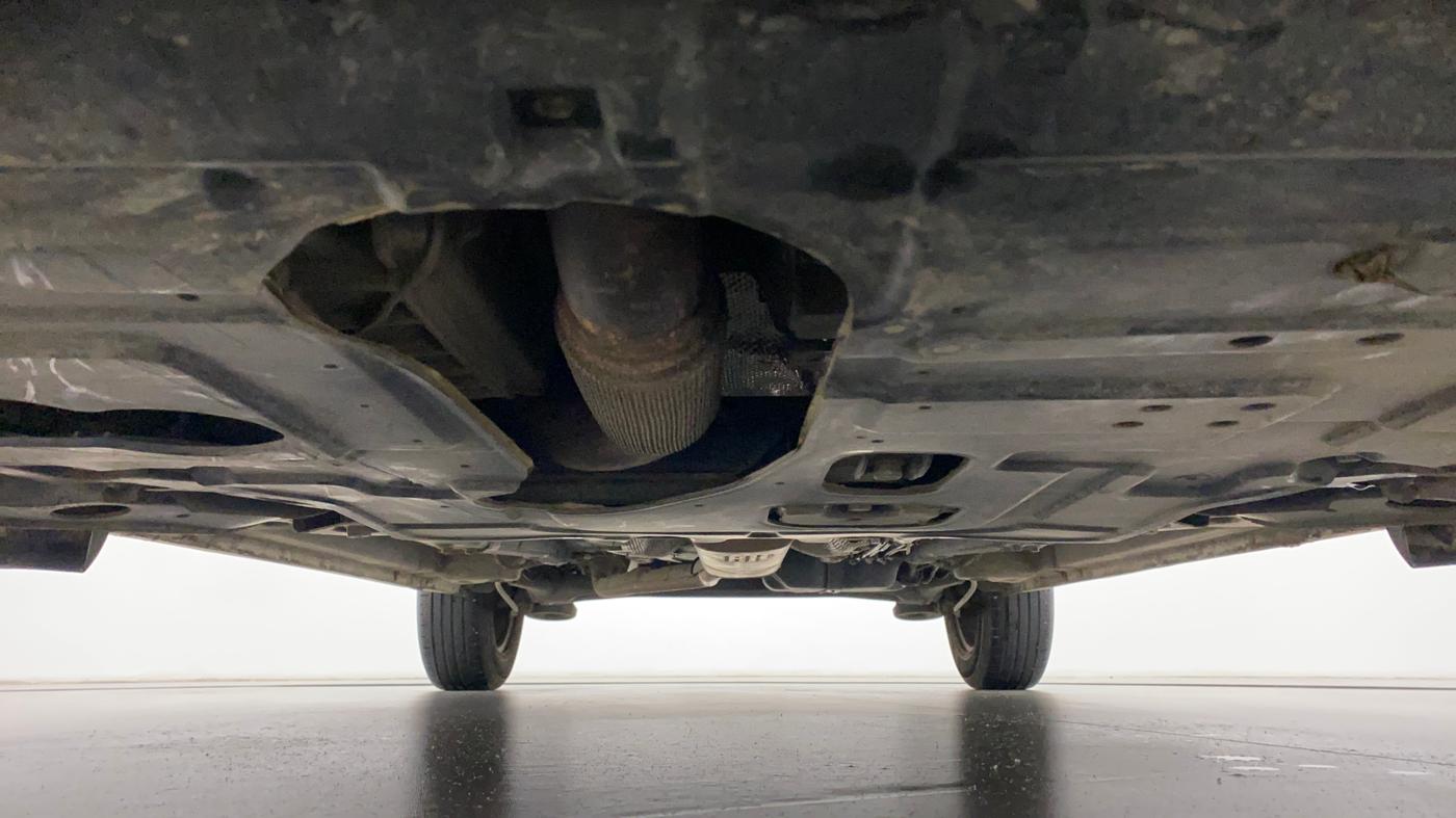 2022 Mahindra XUV300 W6 1.2 PETROL AMT, Petrol, Automatic, 16,034 km, Front Underbody
