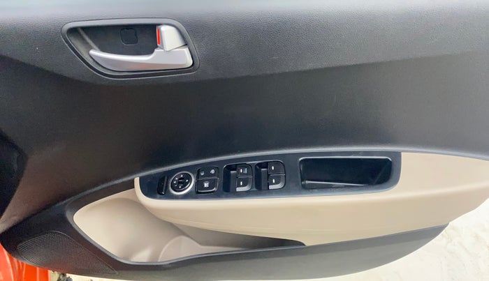 2017 Hyundai Grand i10 SPORTZ (O) AT 1.2 KAPPA VTVT, Petrol, Automatic, 49,030 km, Driver Side Door Panels Control