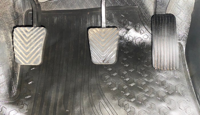 2021 Hyundai Verna SX 1.5 VTVT, Petrol, Manual, 8,217 km, Pedals