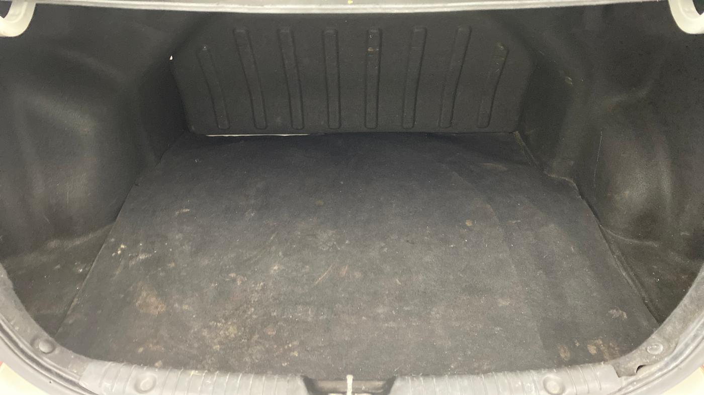 2014 Hyundai Verna FLUIDIC 1.6 SX CRDI OPT, Diesel, Manual, 93,787 km, Boot Inside