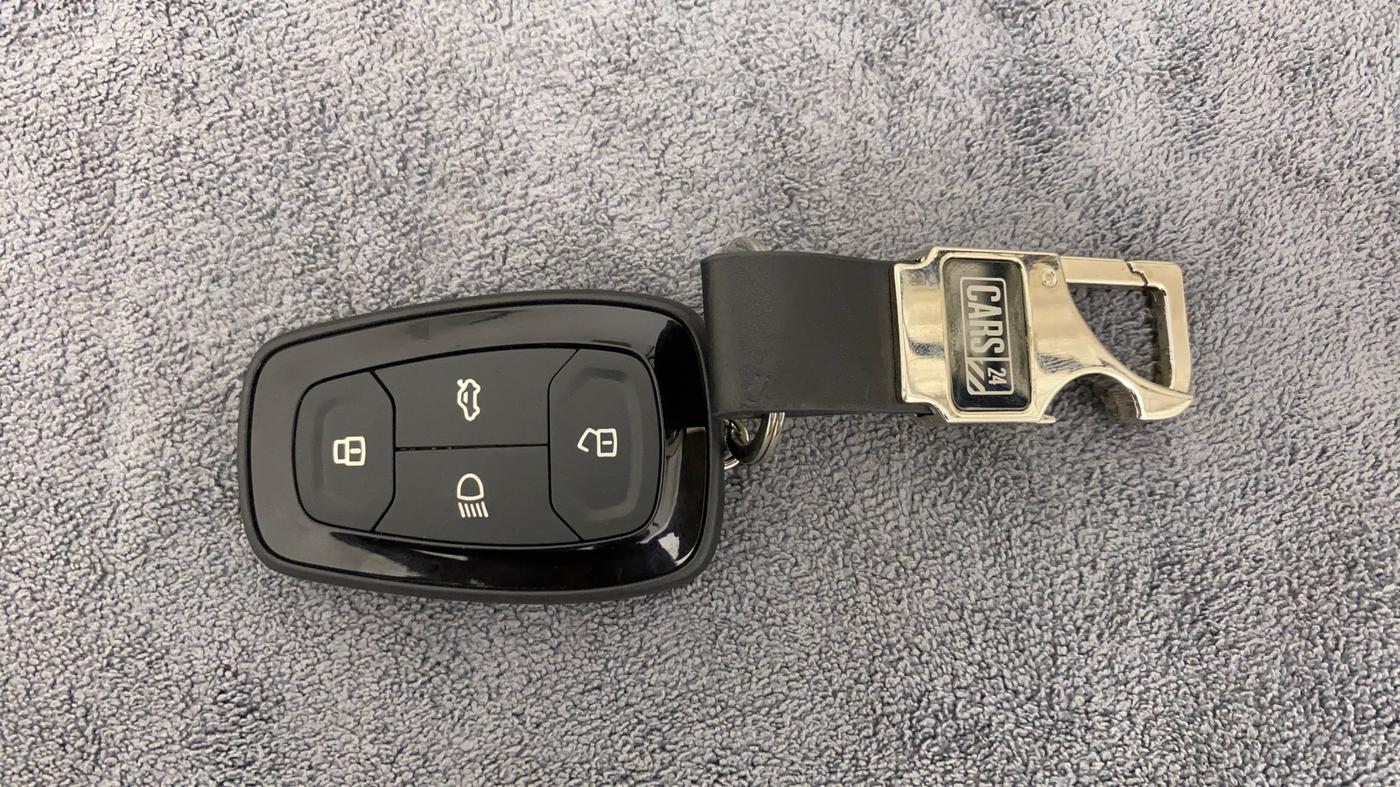2022 Tata ALTROZ XZA, Petrol, Automatic, 19,606 km, Key Close Up