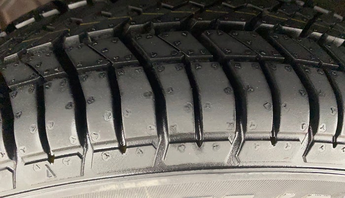 2017 Tata Tiago XT PETROL, Petrol, Manual, 51,005 km, Left Front Tyre Tread