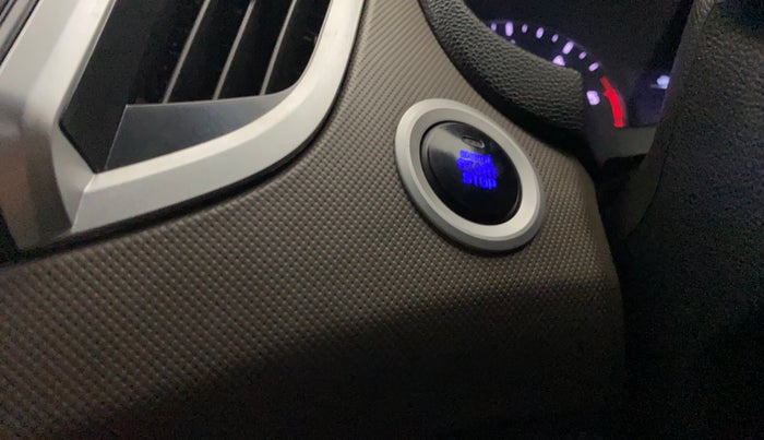 2016 Hyundai Creta SX (O) 1.6 DIESEL, Diesel, Manual, 1,05,451 km, Keyless Start/ Stop Button