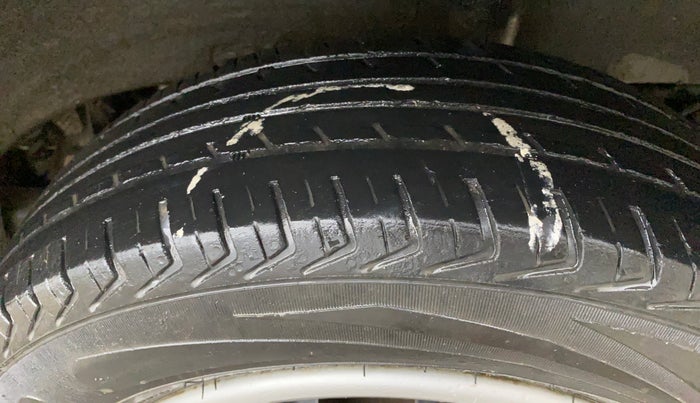 2019 Renault Kwid RXT 0.8 (O), Petrol, Manual, 59,071 km, Left Rear Tyre Tread