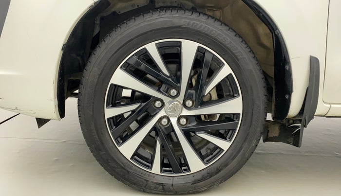 2022 Toyota Innova Crysta 2.4 ZX 7 STR, Diesel, Manual, 15,753 km, Left Front Wheel