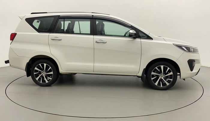 2022 Toyota Innova Crysta 2.4 ZX 7 STR, Diesel, Manual, 15,753 km, Right Side View