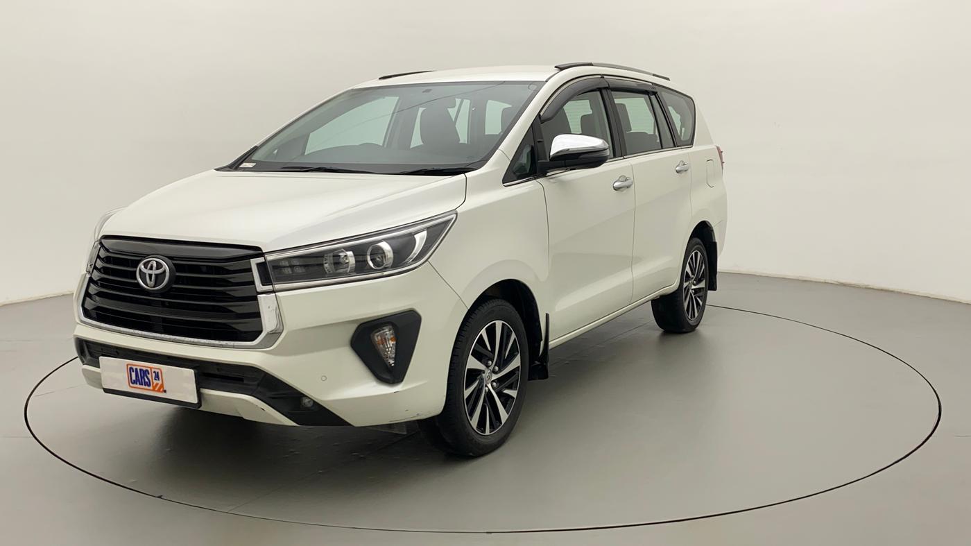2022 Toyota Innova Crysta 2.4 ZX 7 STR, Diesel, Manual, 15,753 km, Left Front Diagonal