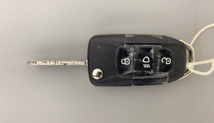 2018 Tata Tiago XZA PETROL, Petrol, Automatic, 54,703 km, Key Close Up