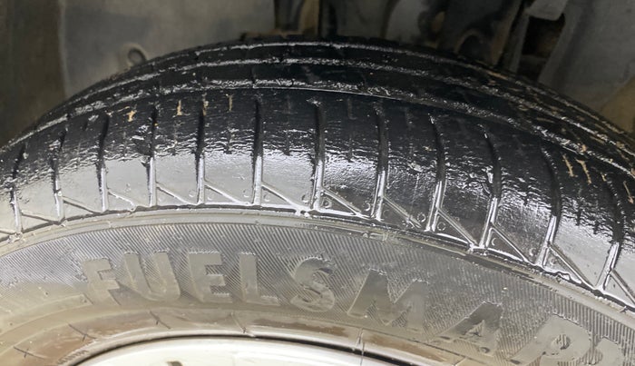 2021 Renault TRIBER RXT, Petrol, Manual, 19,686 km, Left Front Tyre Tread