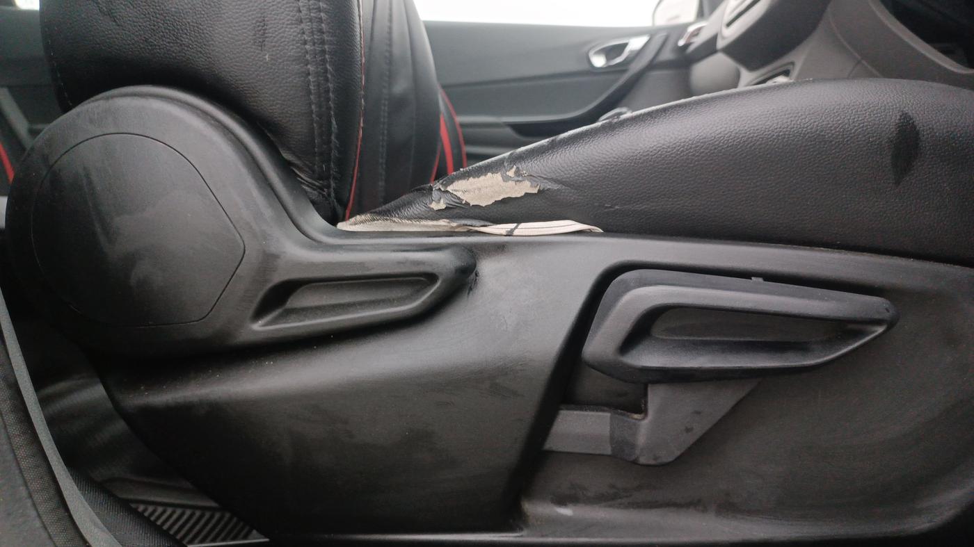 2021 Tata TIGOR XZ PLUS PETROL, Petrol, Manual, 61,618 km, Driver Side Adjustment Panel