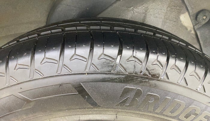 2013 Hyundai i20 MAGNA 1.2, Petrol, Manual, 66,167 km, Left Rear Tyre Tread