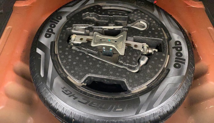 2017 Maruti Vitara Brezza ZDI PLUS DUAL TONE, Diesel, Manual, 71,121 km, Spare Tyre